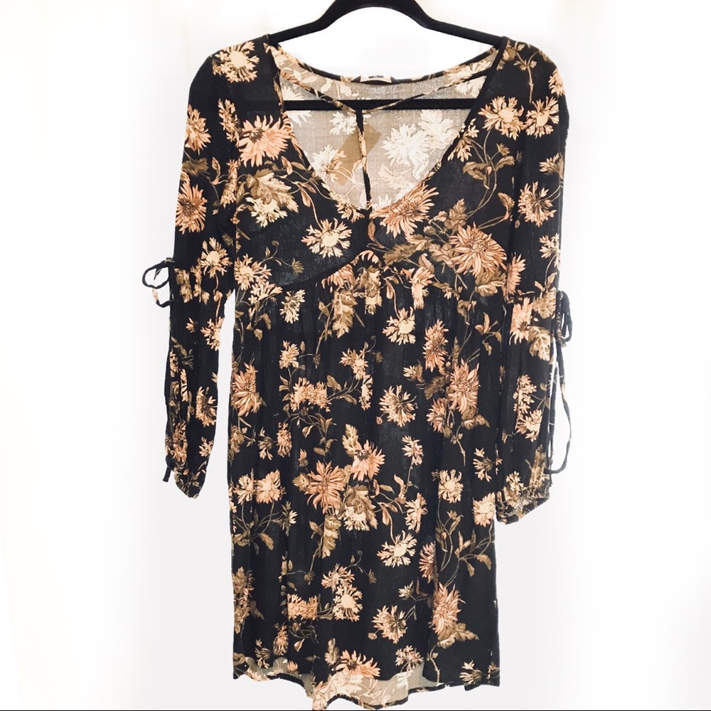 Long sleeve American Eagle floral dress